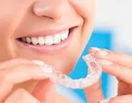 ارتودنسی بزرگسالان: ارتودنسی نامرئی 1 5CBFD34D BCF1 42C0 8AC4 8E3E50D30D0B